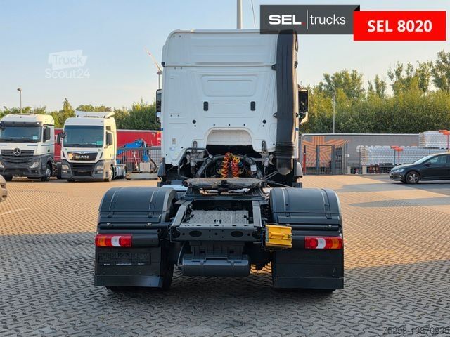 Standartinis vilkikas MERCEDES-BENZ Actros 1843