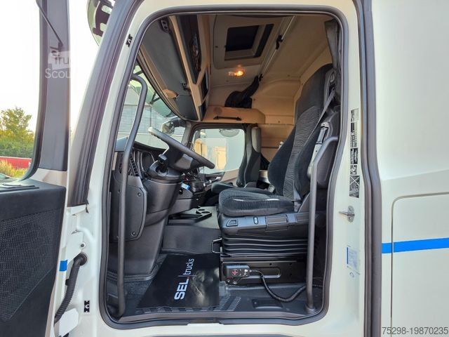 Standartinis vilkikas MERCEDES-BENZ Actros 1843