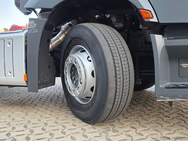 Standartinis vilkikas MERCEDES-BENZ Actros 1843
