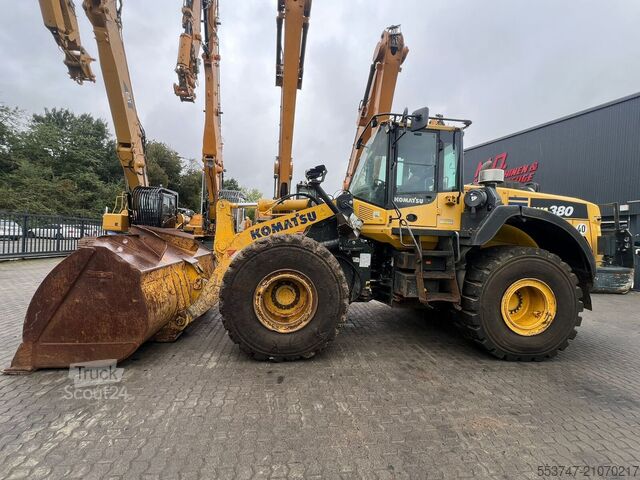 Wiellader Komatsu WA 380-8