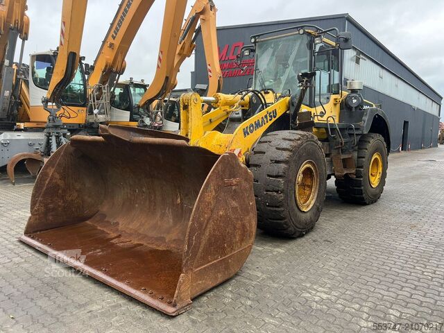 Wiellader Komatsu WA 380-8