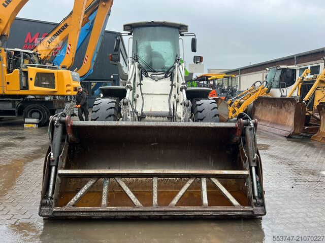 Wiellader Liebherr L 524