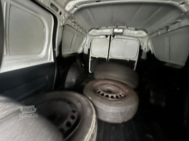 Furgoneta fechada Dacia Logan Express