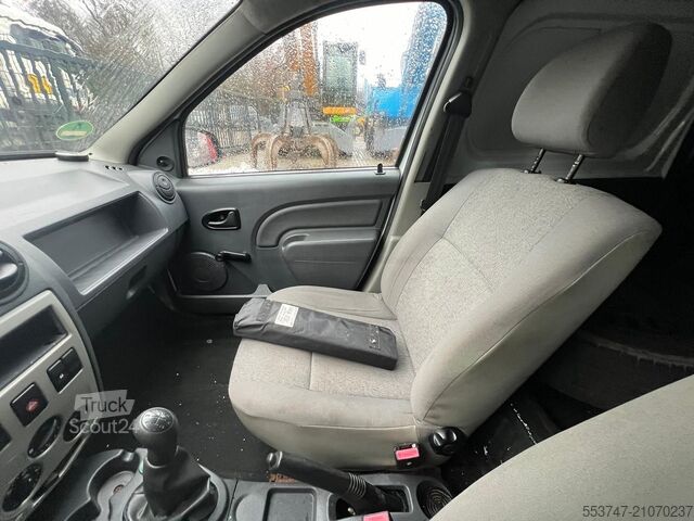 Furgoneta fechada Dacia Logan Express