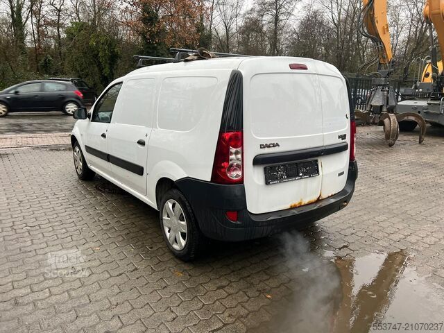 Furgonetă închisă Dacia Logan Express