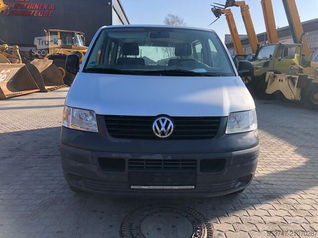 Μεταφορά επιβατών Volkswagen T5 Kombi