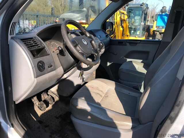 Μεταφορά επιβατών Volkswagen T5 Kombi