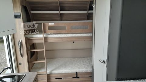 Τροχόσπιτο Hobby Excellent Edition 490 KMF Mod.251800kgTVHalter