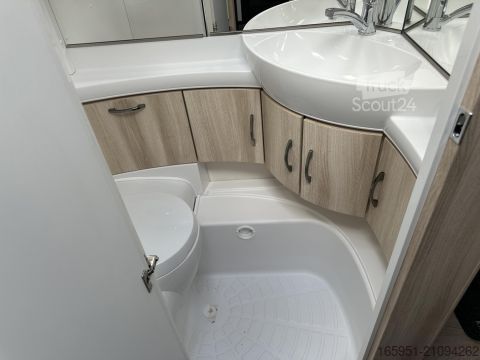 Τροχόσπιτο Hobby De Luxe 515 UHL 2000kgEinzelbettauszugMj.2026