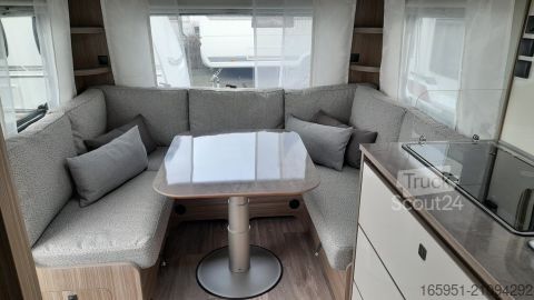 Caravan Fendt Tendenza 550 SG Mod.252000kgTVHalter