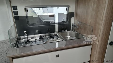 Caravan Fendt Tendenza 550 SG Mod.252000kgTVHalter