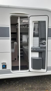 Τροχόσπιτο Hobby Excellent Edition 545 KMF Garagenklappe 2000kg