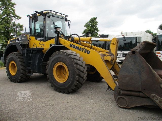 Chargeuse sur pneus KOMATSU WA380 1. Hd aus Kommunalbesitz