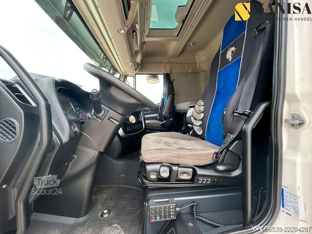 Nápojové vozidlo IVECO Stralis AS260S42/2x LBW/Schwenkwand/Krone Anhäng