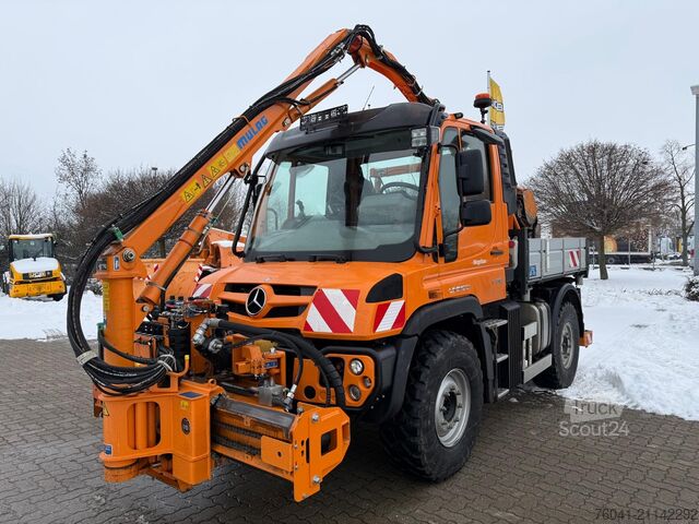Unimog U318 Mähgerät/ Winterdienst Mercedes Benz U319