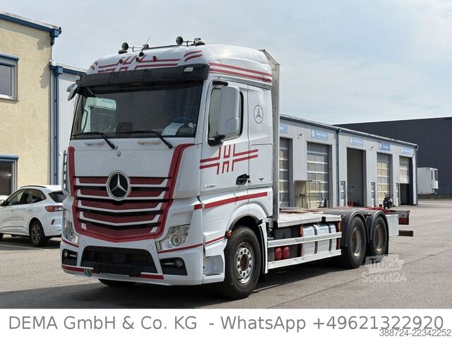 Шаси на камион MERCEDES-BENZ Actros 3358*E6c*Retarder*AHK*Klima*Kühlbox*
