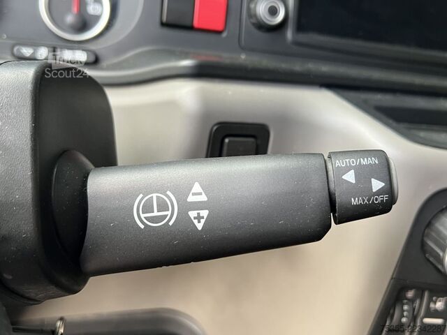 Objemová ťažná jednotka MAN TGX 18.510 XXL Klimaautom. Retarder ACC 2xTank