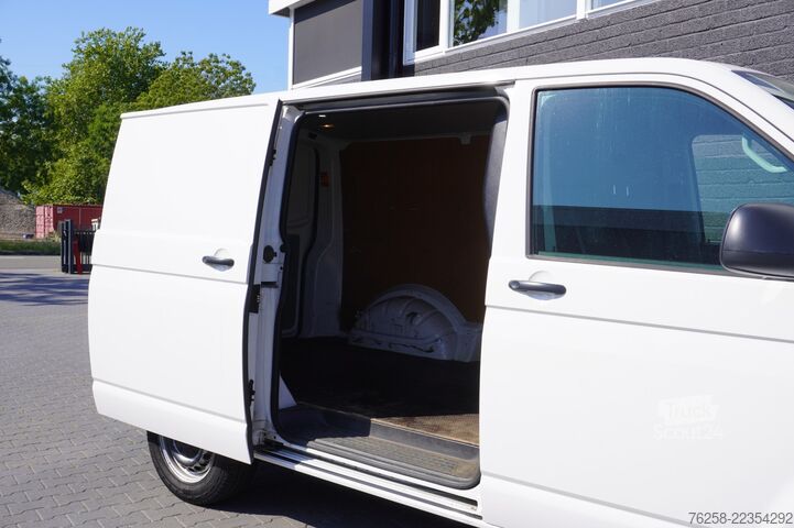 κλειστό βαν Volkswagen Transporter 2.0 TDI - EURO 6 - Airco - Navi - C...