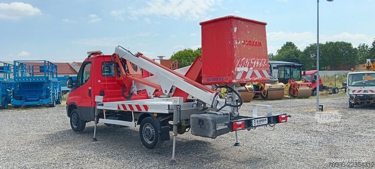 Dubă cu caroserie tip cutie Iveco Daily Multitel MX170 - 17m - 200 kg