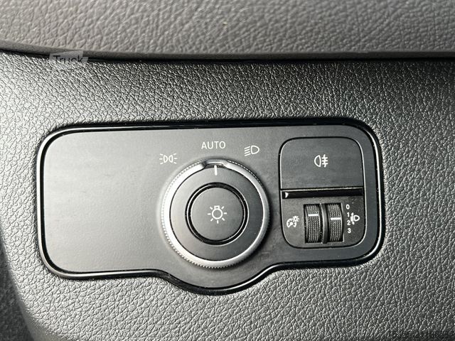 Furgoneta de caja alta MERCEDES-BENZ Sprinter 517 CDI PRO AutomatikSpurhalte AHK