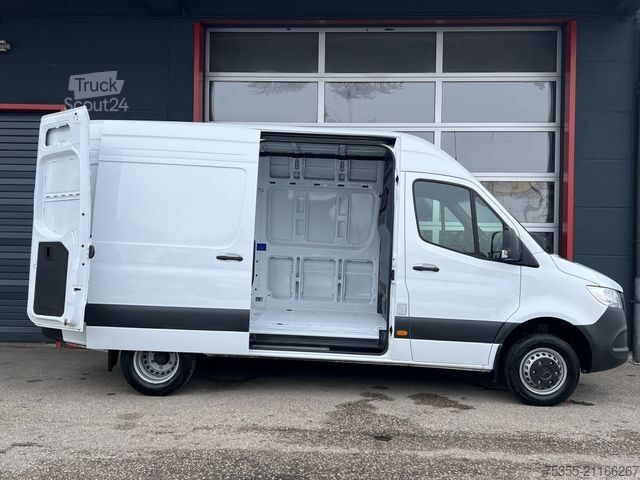 Furgoneta de caja alta MERCEDES-BENZ Sprinter 517 CDI PRO AutomatikSpurhalte AHK
