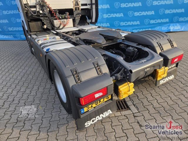 Camión de materiales peligrosos Scania S 450 A4x2NB RETARDER P-AIRCO FULL AIR ACC S2