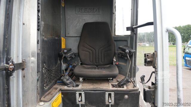 Kranwagen Scania R 580 V8 6X4 LOGTRANSPORT COMBI WITH KESLA 2112...