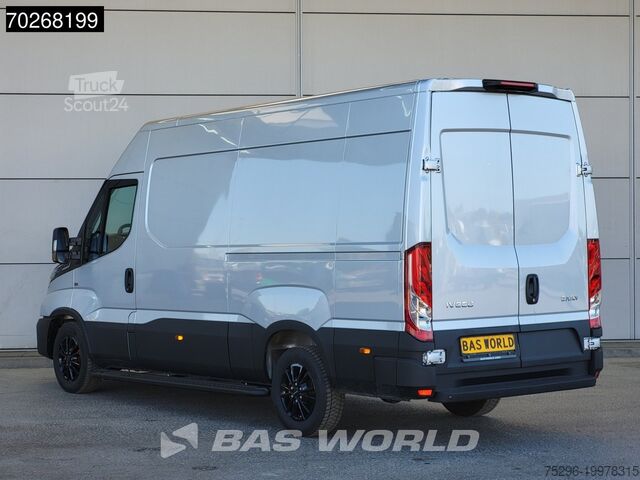 Advanced Emergency Braking System. Lane Assist. Speed Warning. Moving Off Information System. Intell Iveco Daily 35S21 Automaat Black Edition 2025 model L...
