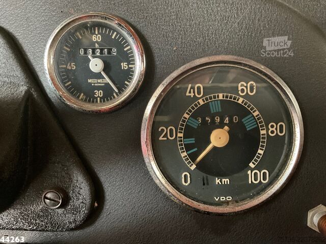 İtfaiye aracı Mercedes-Benz LF 311 Oldtimer Feuerwehrfahrzeug Just 35.940 km!
