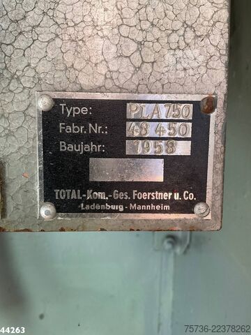 İtfaiye aracı Mercedes-Benz LF 311 Oldtimer Feuerwehrfahrzeug Just 35.940 km!