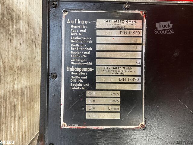 İtfaiye aracı Mercedes-Benz LF 311 Oldtimer Feuerwehrfahrzeug Just 35.940 km!