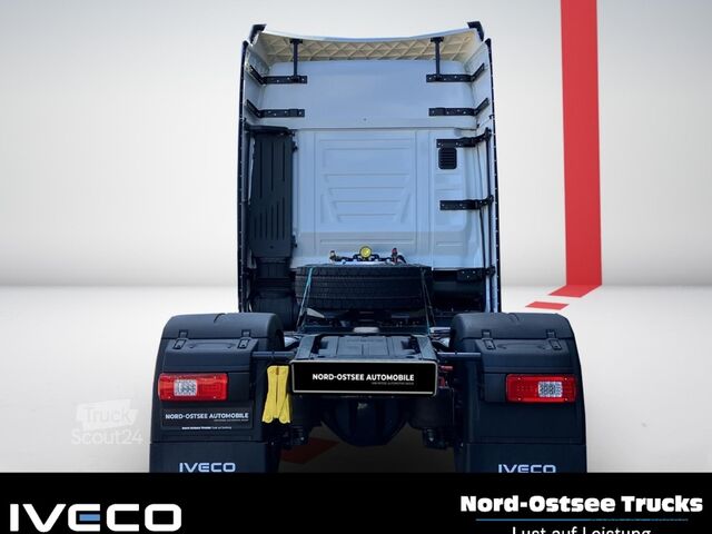 Standard nyergesvontató IVECO S-Way AS 440 S 58 T/FP Sattel AHK AUT Bel.Sitz