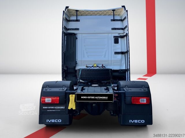 Standard nyergesvontató IVECO S-Way AS 440 S 58 T/FP Sattel AHK AUT Bel.Sitz