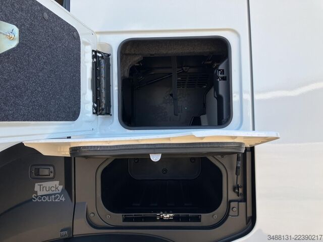 Standard nyergesvontató IVECO S-Way AS 440 S 58 T/FP Sattel AHK AUT Bel.Sitz