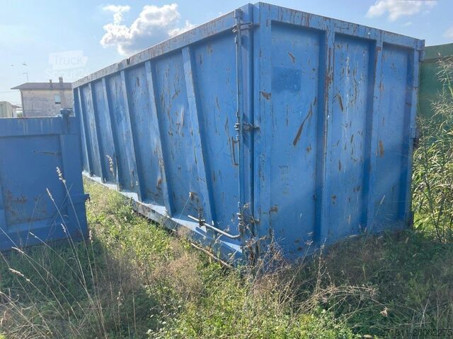 Kontejner s kavljem CONTAINER SCARRABILE USATO A CIELO APERTO