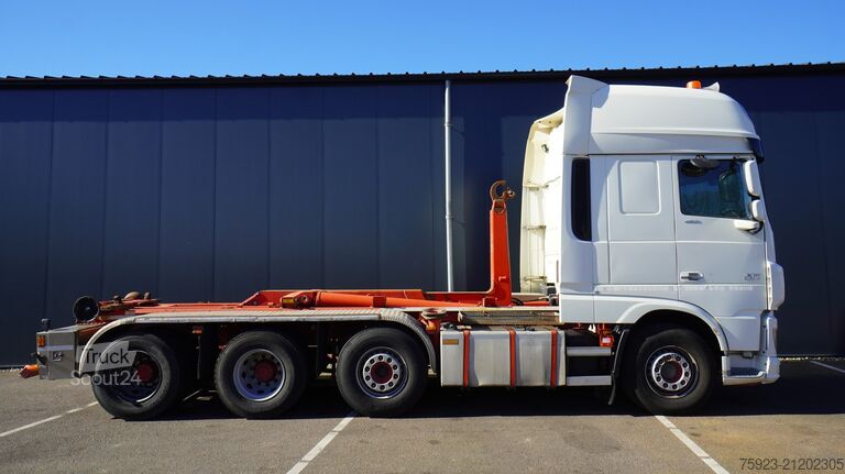 Hook arm system DAF XF 460 – 8x2 hooklift truck
