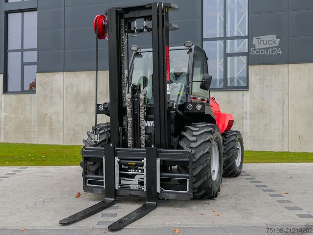 All-terrain forklift Manitou M 50-4