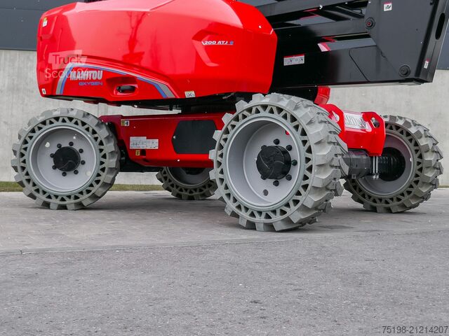 Articulated telescopic work platform Manitou 200 ATJE