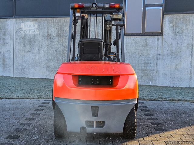 Diesel forklift Toyota 7 FDU 45