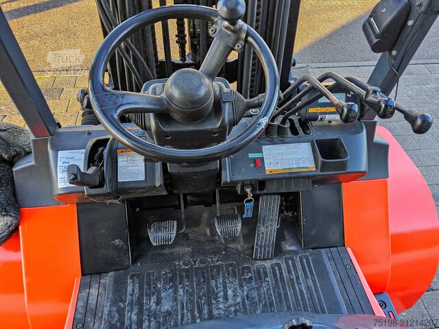 Diesel forklift Toyota 7 FDU 45