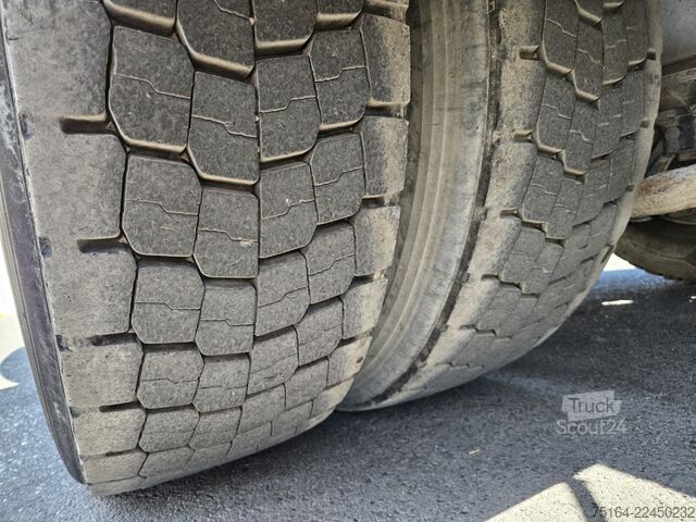 Hákový nosič kontejnerů MAN TGX 26.460 BL 6x2 Nachlauflenkachse