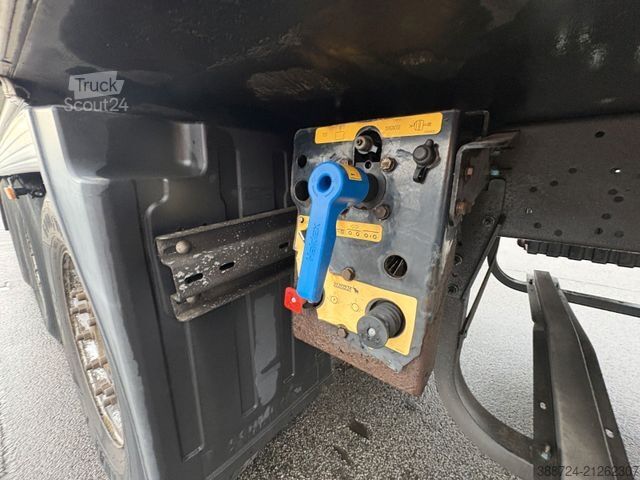 Reefer semitrailer SCHMITZ CARGOBULL SCB S3B*Carrier*Lift*Doppelstock*Schmitz-Achsen*