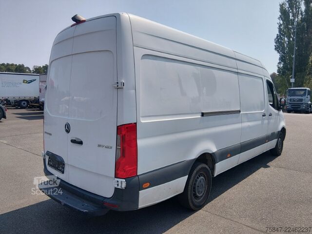Panelová dodávka Mercedes-Benz Sprinter 317 CDI lang Navi Kamera