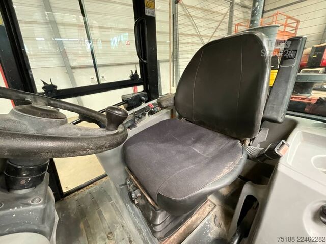 رافعة التحميل Caterpillar 906 H 2