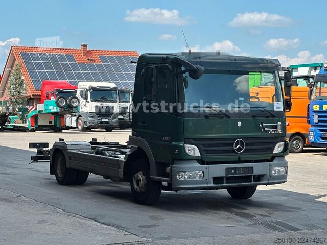 Șasiu de dubă MERCEDES-BENZ Atego 822 L Fahrgestell