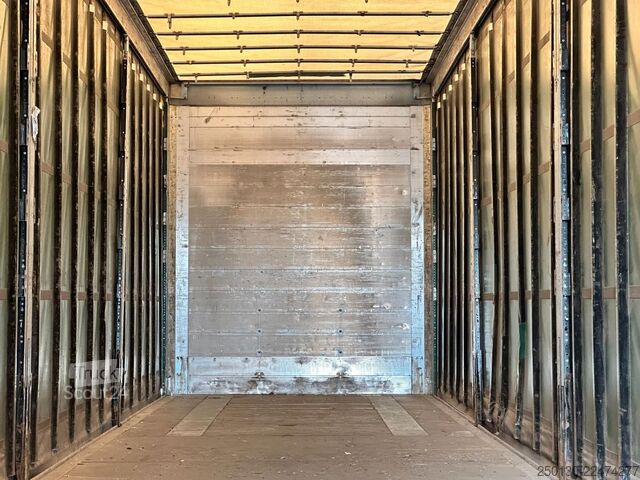 Semiremorcă deschisă cu prelată SCHMITZ CARGOBULL SCB*S3T MegaTrailer Curtainsider Edscha