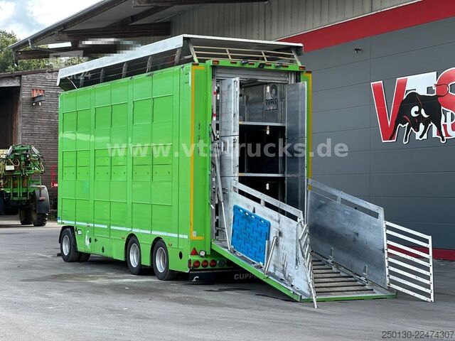 Remorcă pentru transport cai  Cuppers LVA 09-16 AL 3-Stock Viehanhänger,