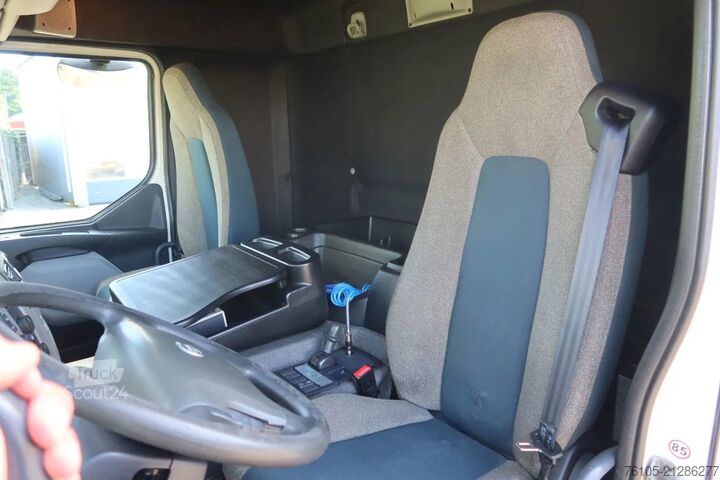 Maleta Volvo FE Bak+Klep Dhollanida 2.000 kg