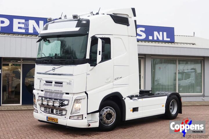 Estándar-SZM Volvo FH 4x2 bed 2x Holland Truck