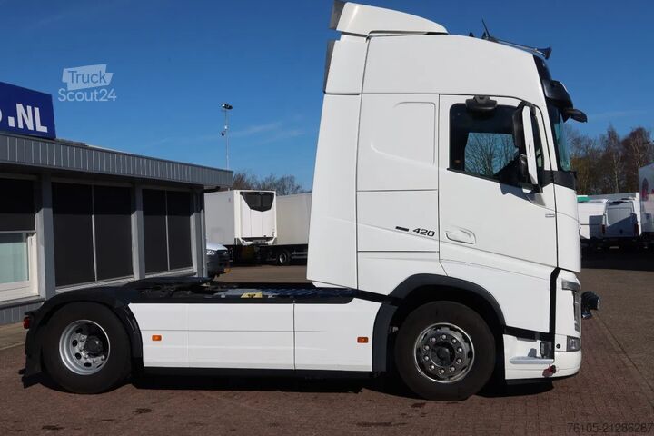 Estándar-SZM Volvo FH 4x2 bed 2x Holland Truck
